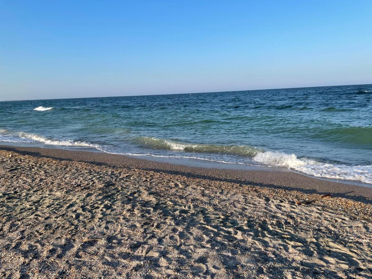Appartamento Selena By The Sea Mamaia Esterno foto