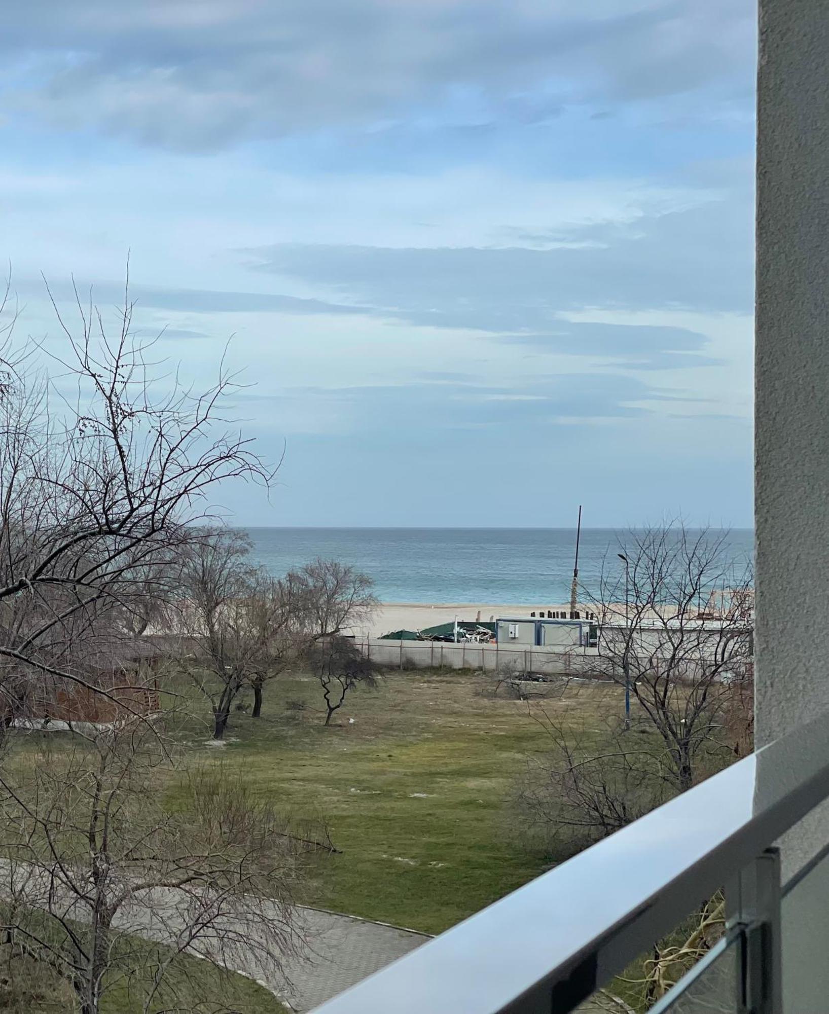 Appartamento Selena By The Sea Mamaia Esterno foto