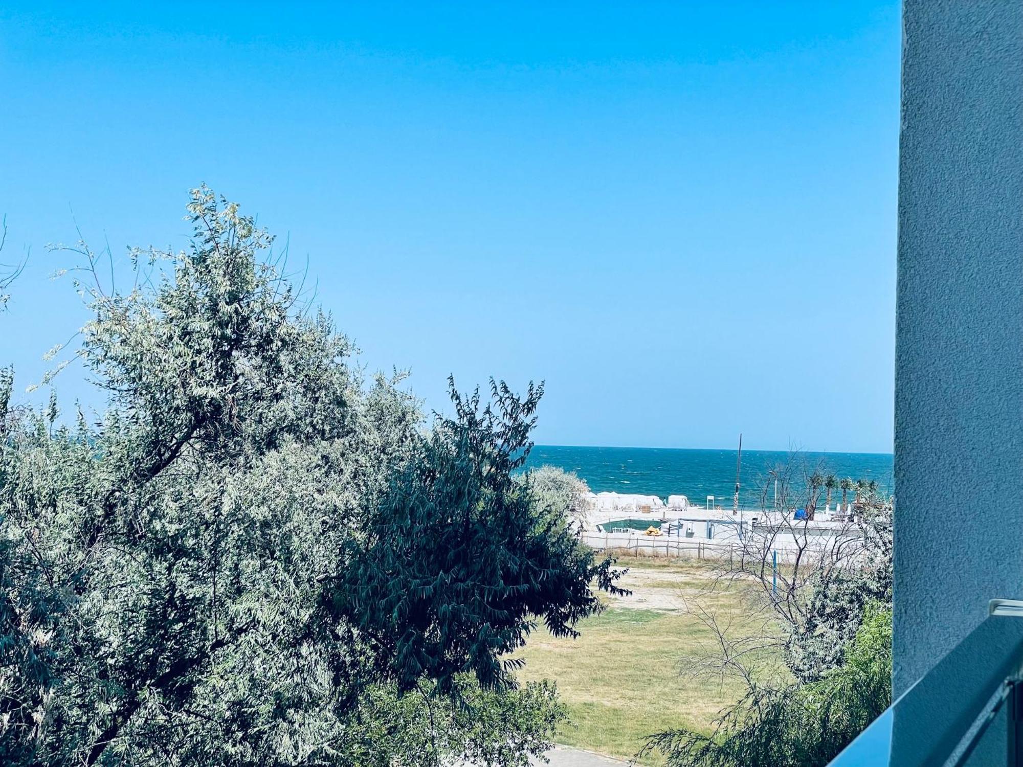 Appartamento Selena By The Sea Mamaia Esterno foto